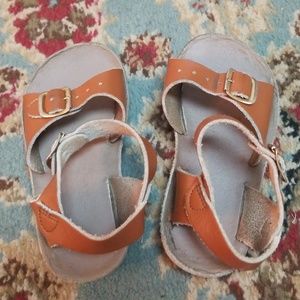 Brown size 7 sun sans